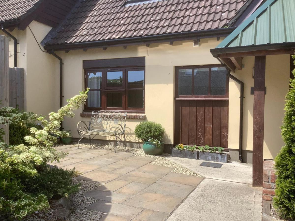 Вілла The Forge Winscombe Екстер'єр фото